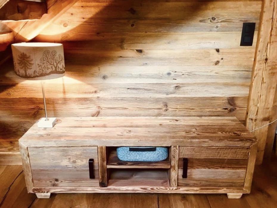 Meuble tv en vieux bois