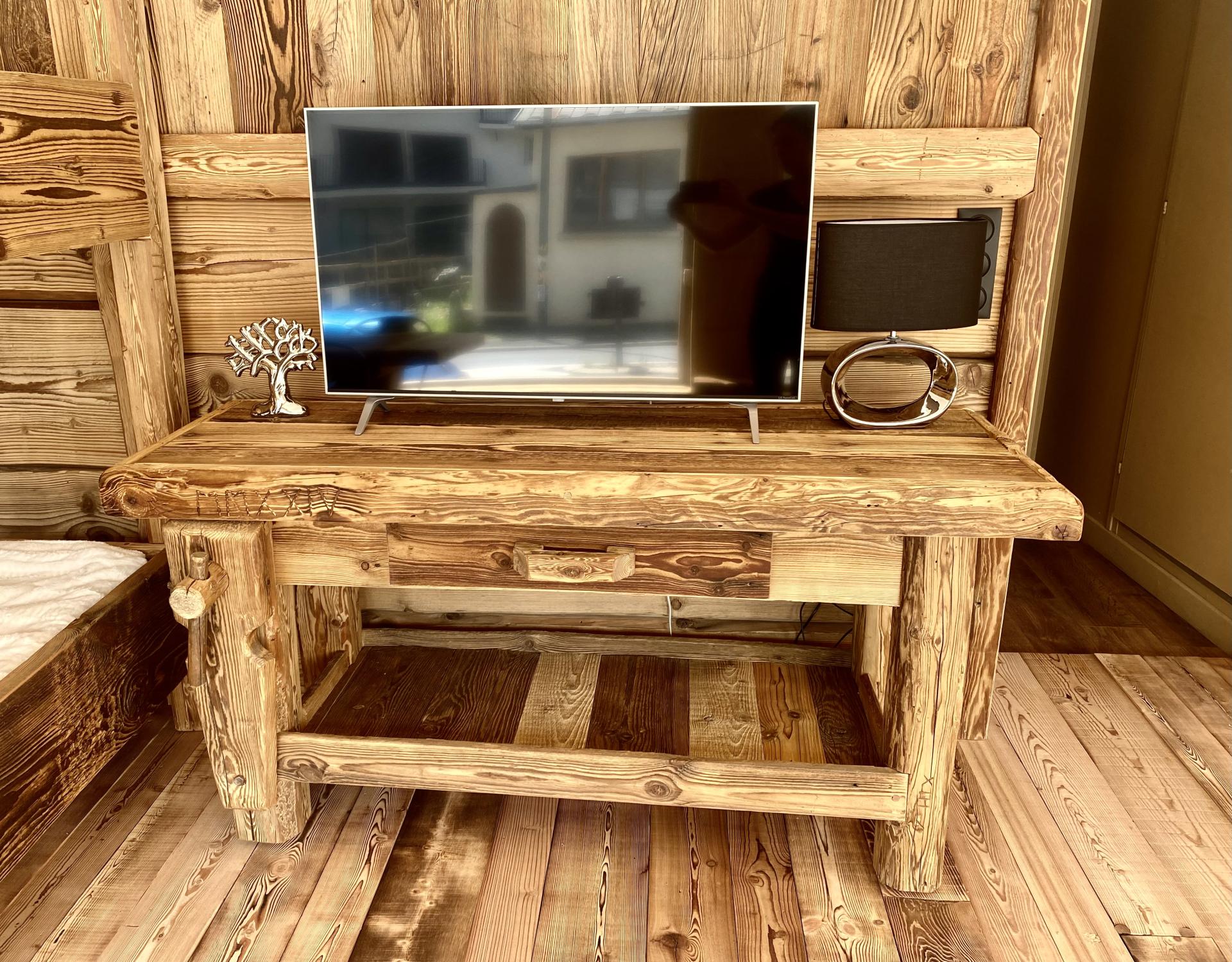 Console en vieux bois